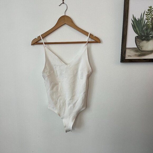 White Low Back Countour Bodysuit - Picture 1 of 5